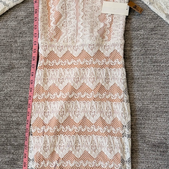 NWT Nightcap White and Nude Lace Long Sleeve Dress Size 2 - Picture 15 of 16